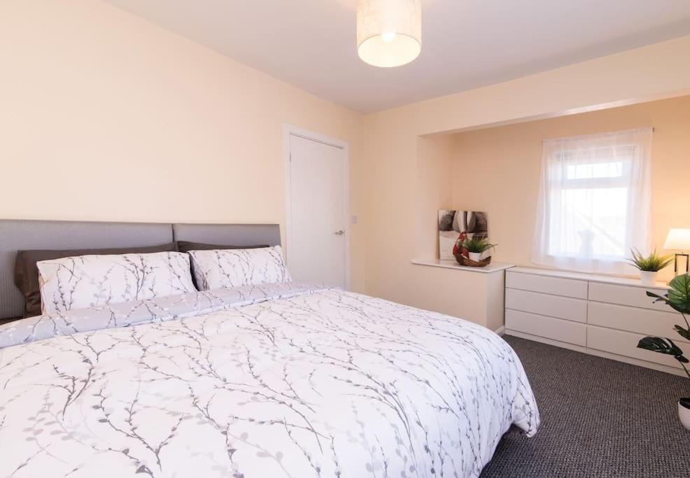 City Home From Home - Peaceful, Cosy & Modern 2Bed House Nottingham Dış mekan fotoğraf